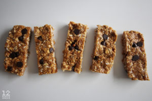 oatmeal-chocolate-chip-protein-bars-3-1024x683